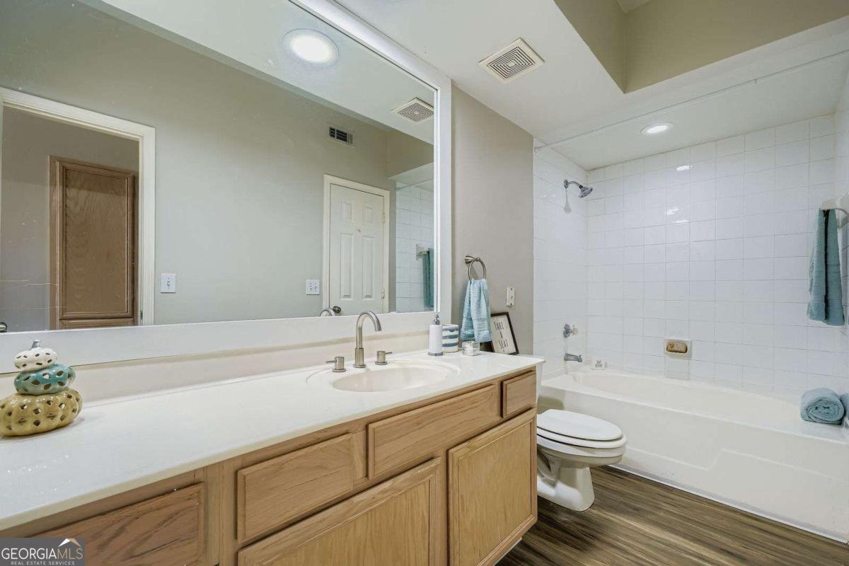 3777 Peachtree Road Atlanta - 9