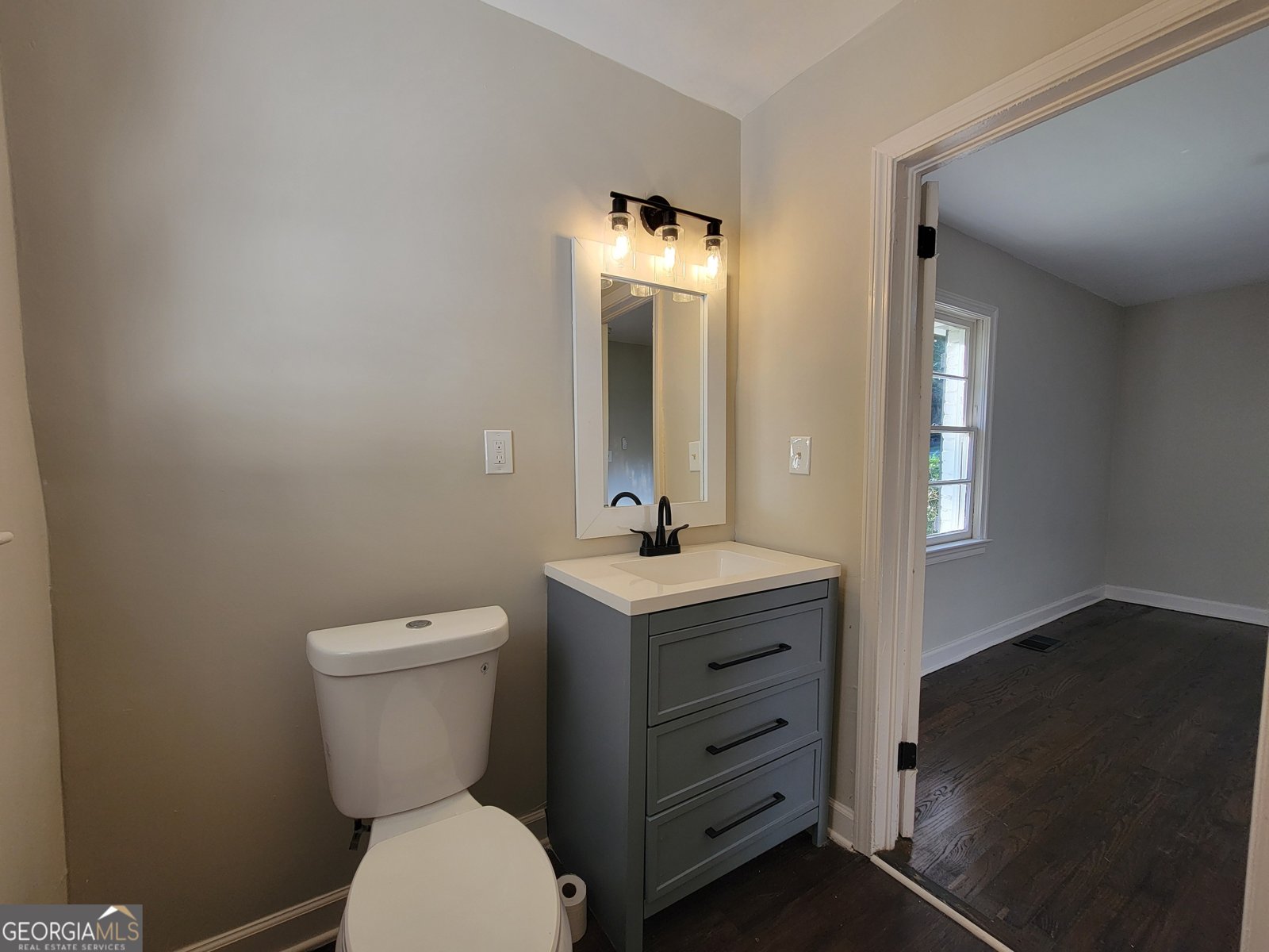 1930 Phillips Dr. Atlanta - 30