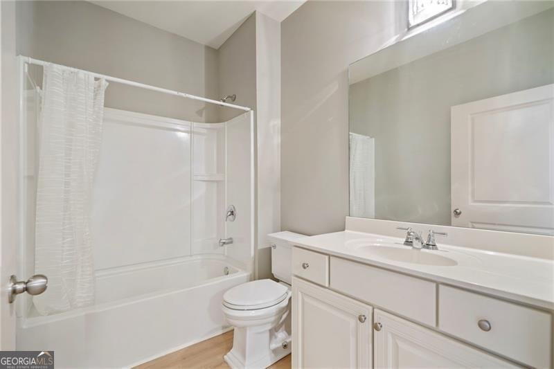 3225 Blackburn Drive Cumming - 32