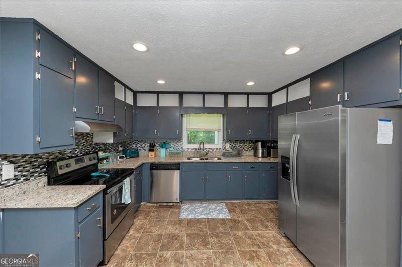 6744 ROCKBRIDGE STONE MOUNTAIN - 7