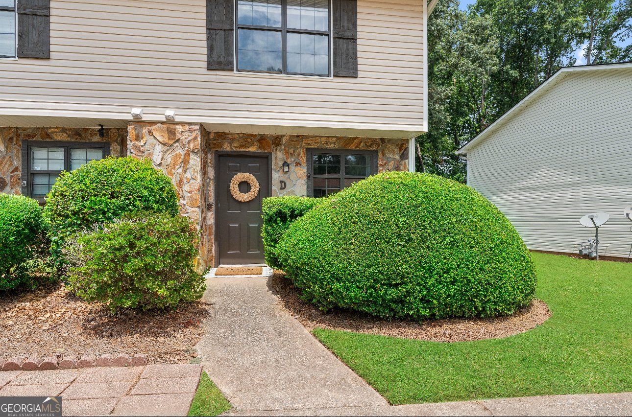2498 Hidden Cove Court Gainesville - 1