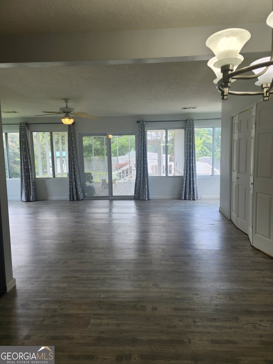 121 Bowman Drive Cochran - 19