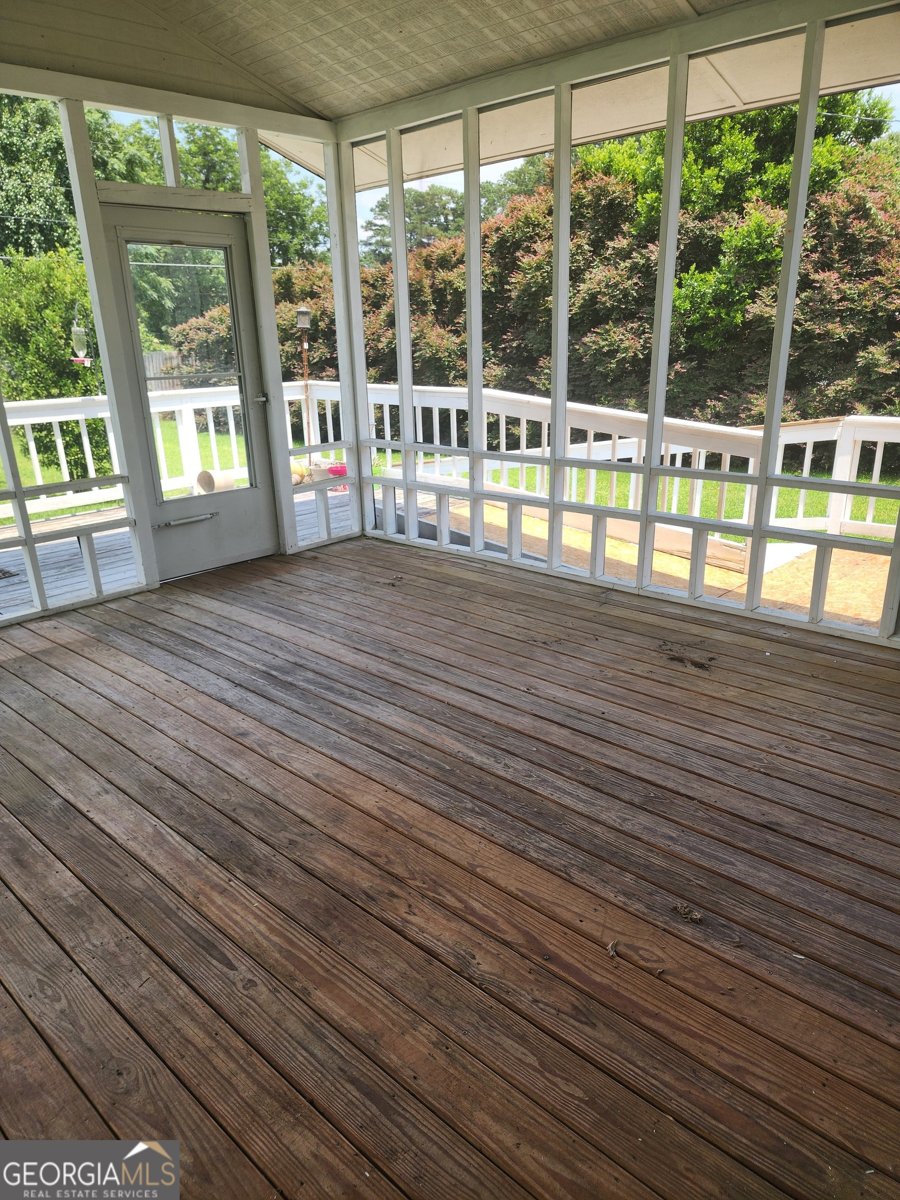 121 Bowman Drive Cochran - 33