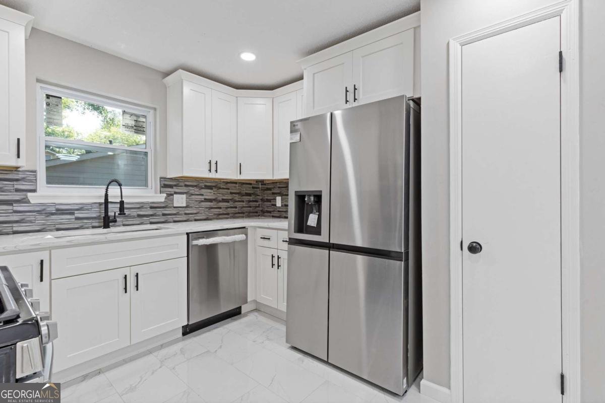 849 Cadet Court Lilburn - 11