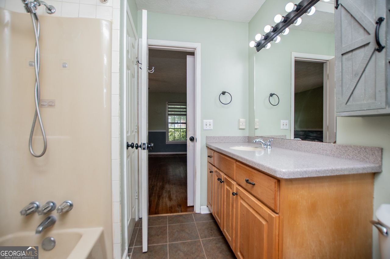 112 Beaver Street Carrollton - 28