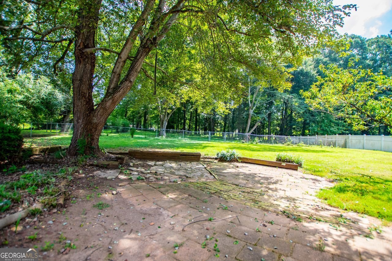 112 Beaver Street Carrollton - 60