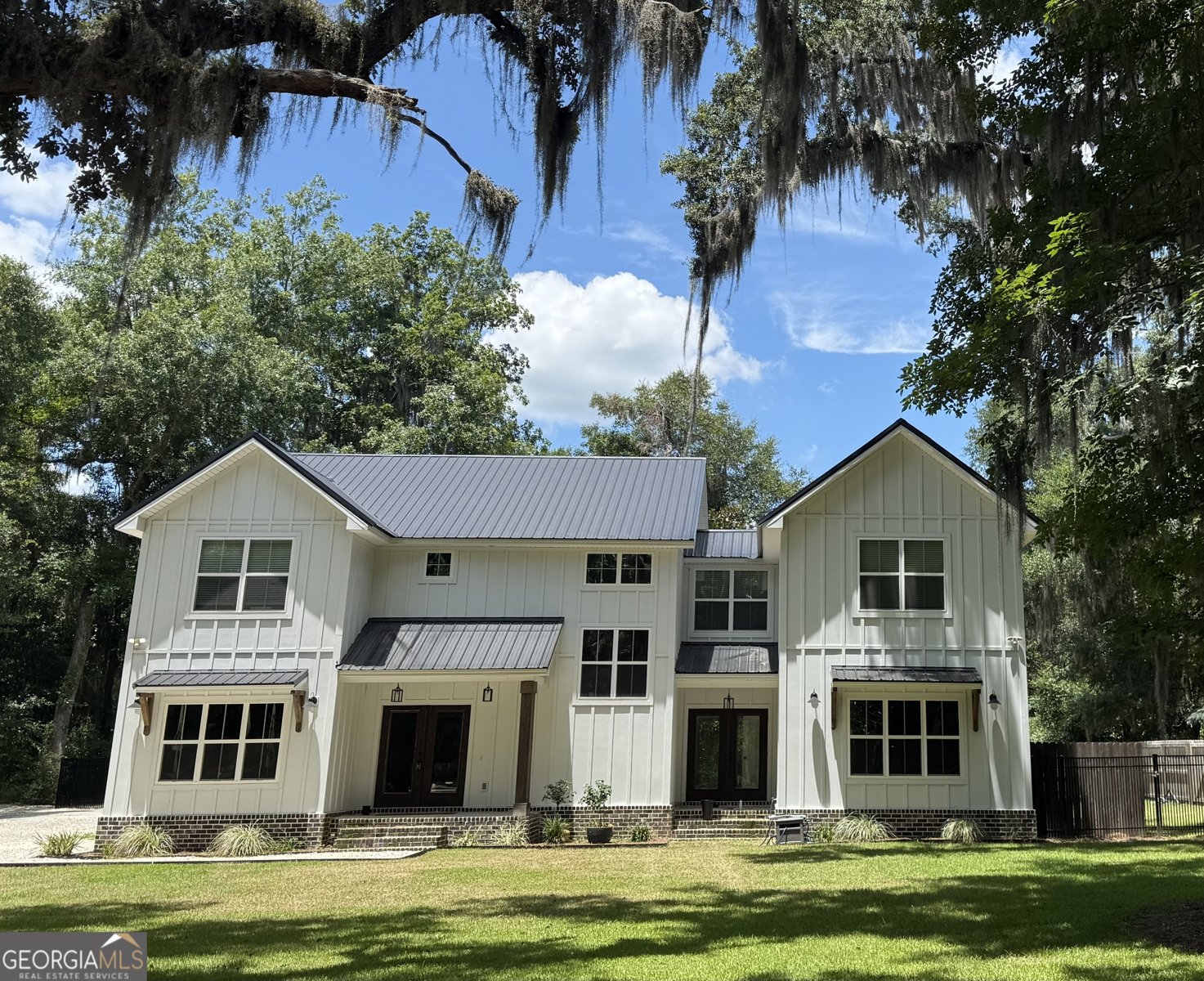 1066 Doboy Court Darien - main photo