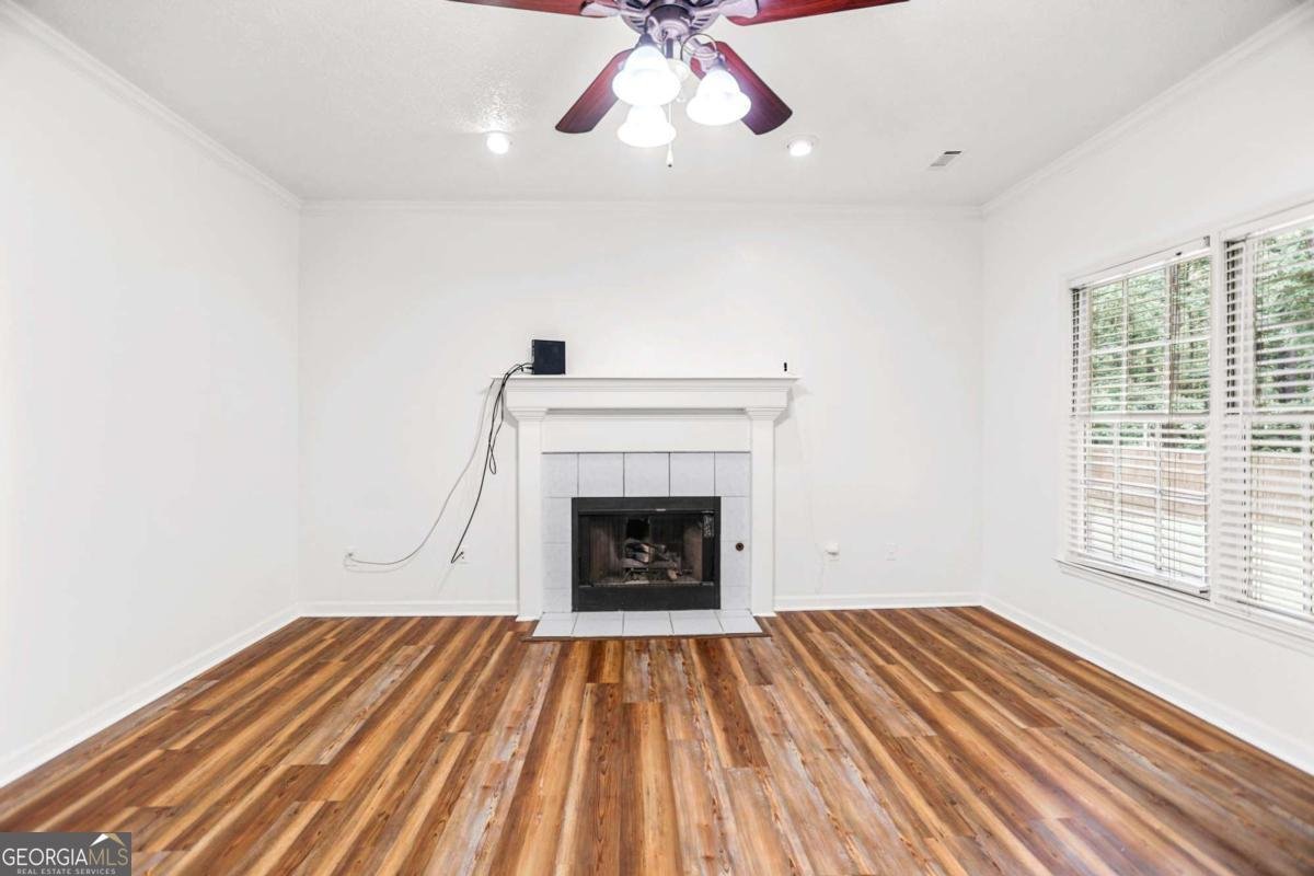 652 Country Lake Drive Hampton - 28
