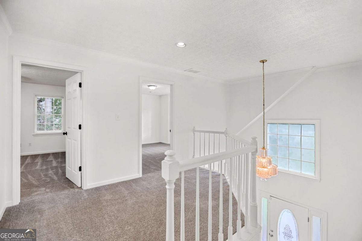 652 Country Lake Drive Hampton - 33