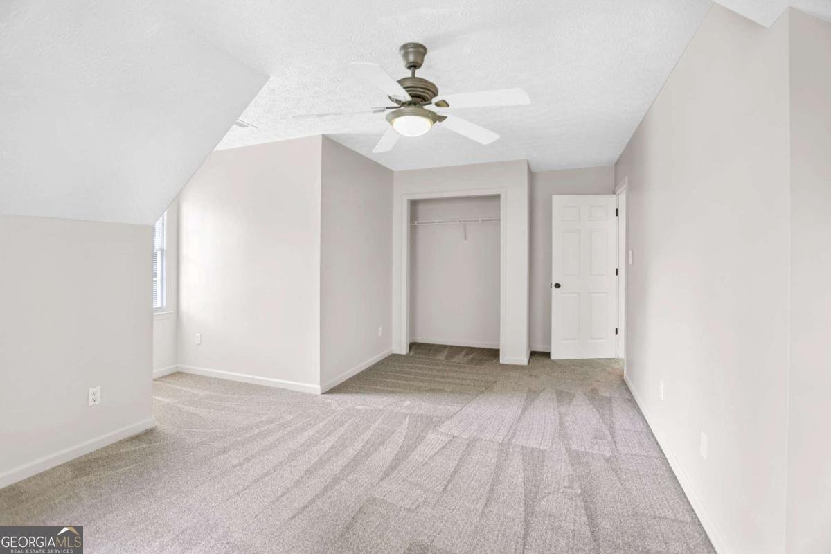652 Country Lake Drive Hampton - 40