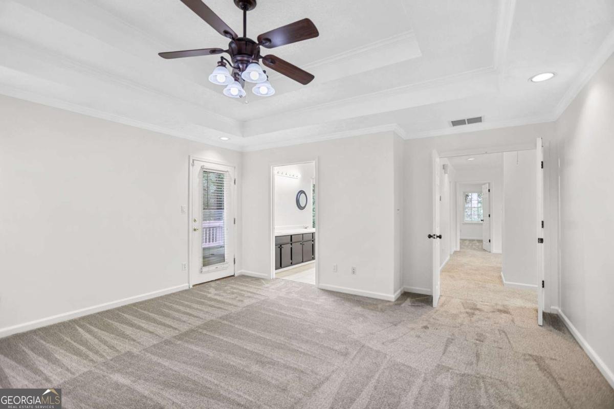 652 Country Lake Drive Hampton - 43