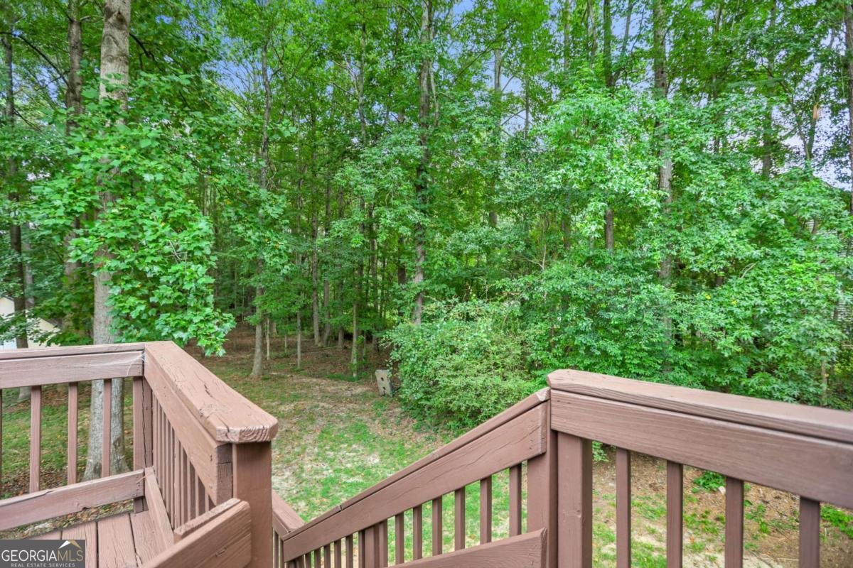 652 Country Lake Drive Hampton - 49