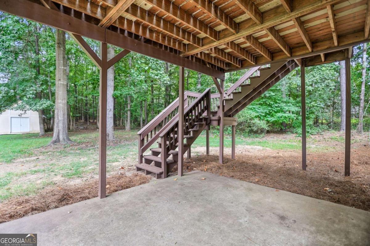 652 Country Lake Drive Hampton - 53