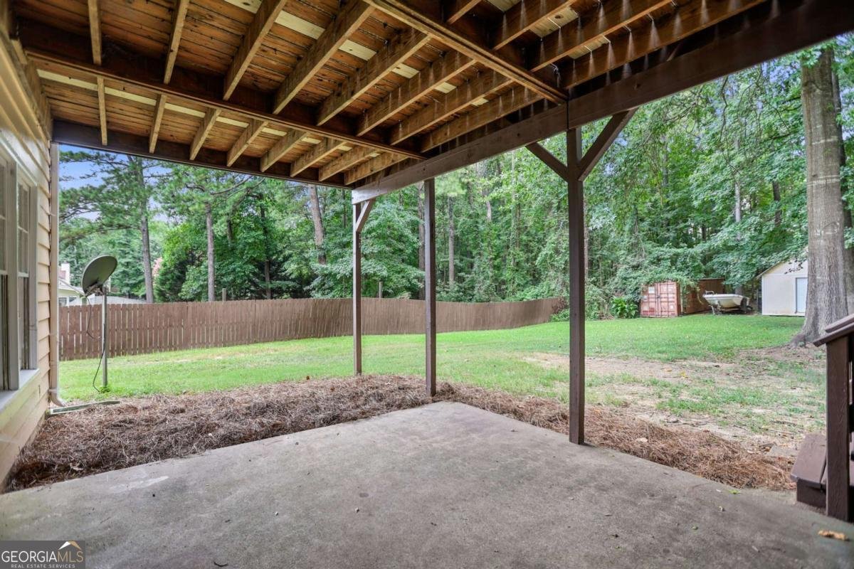 652 Country Lake Drive Hampton - 54