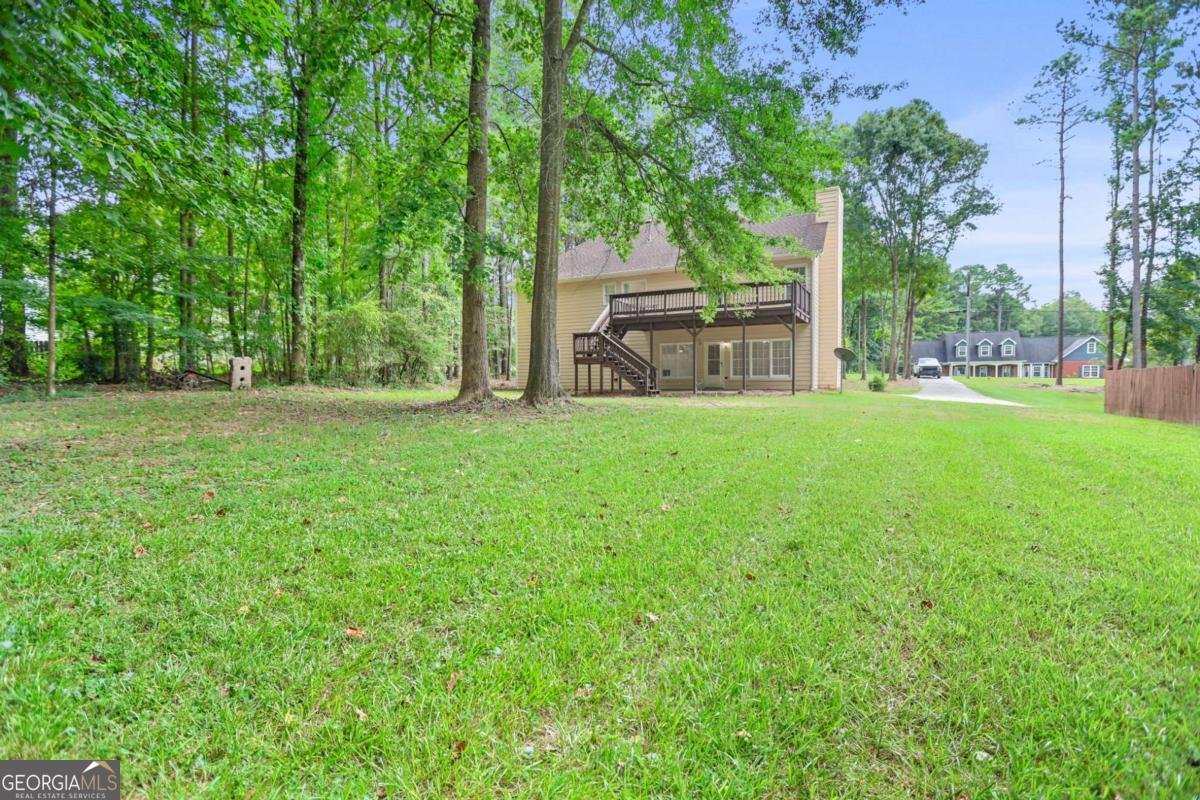 652 Country Lake Drive Hampton - 57