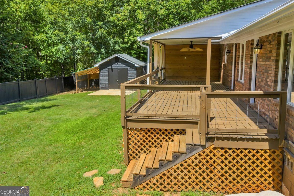 298 Lakeridge Court Macon - 11