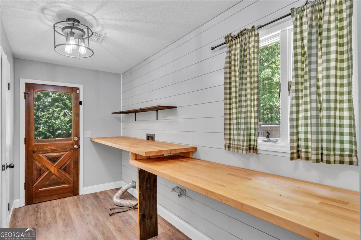298 Lakeridge Court Macon - 26