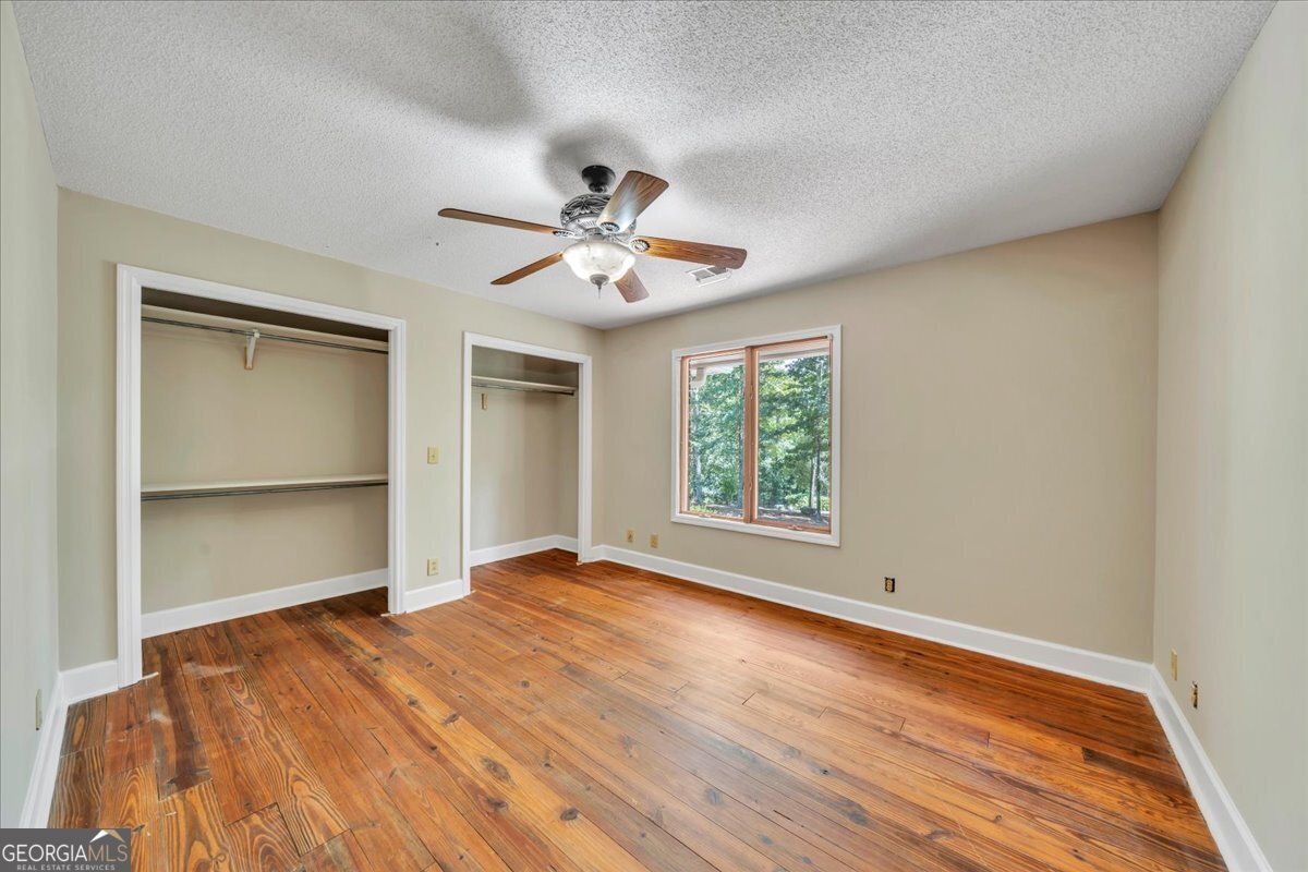 298 Lakeridge Court Macon - 32