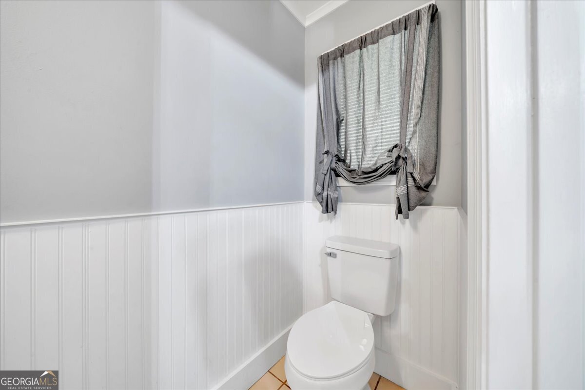 298 Lakeridge Court Macon - 37