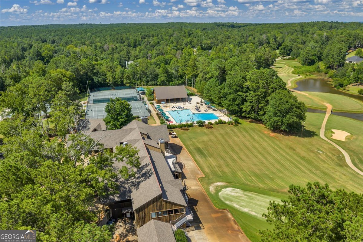 298 Lakeridge Court Macon - 4