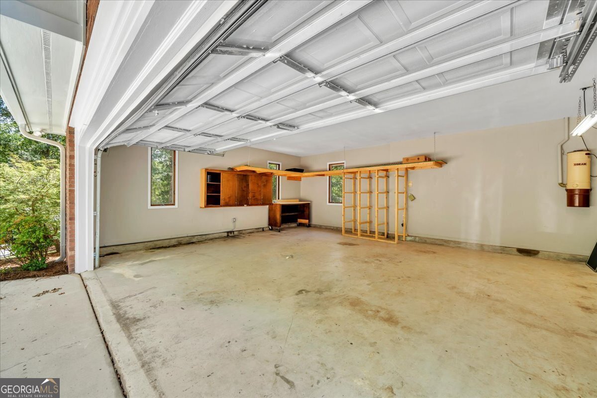 298 Lakeridge Court Macon - 53