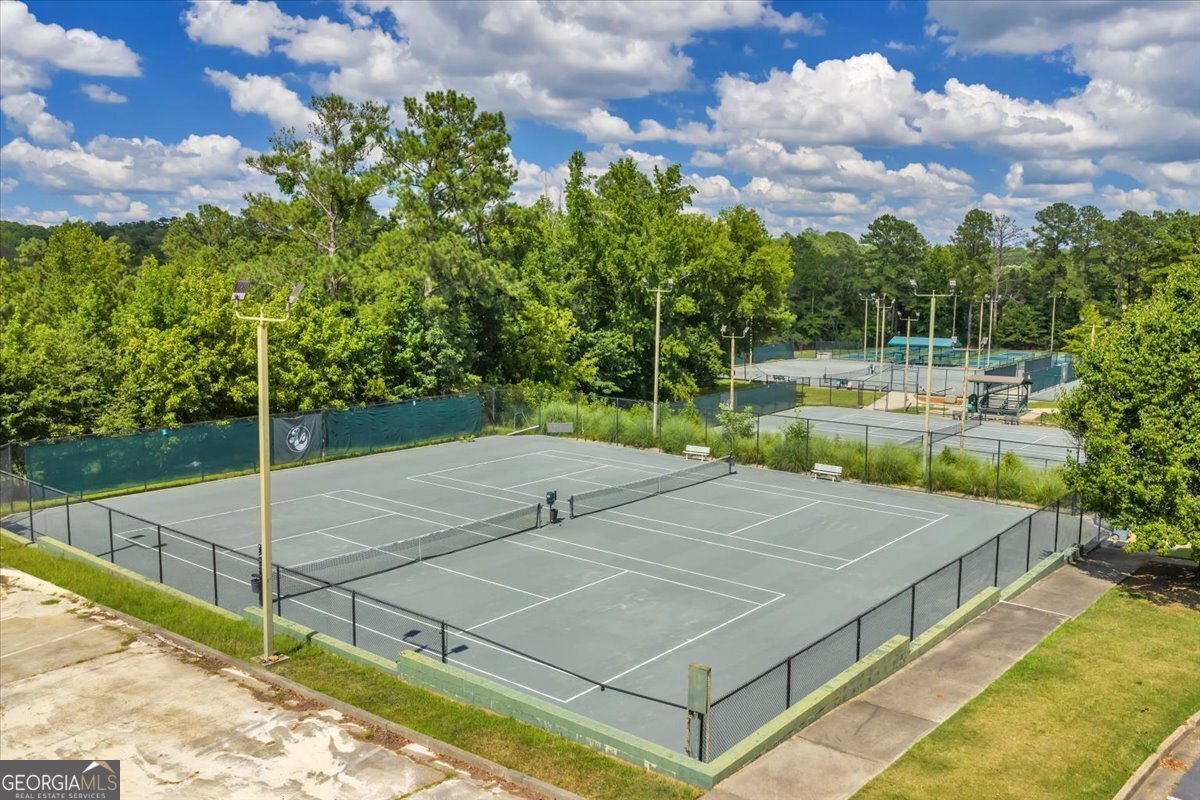 298 Lakeridge Court Macon - 64