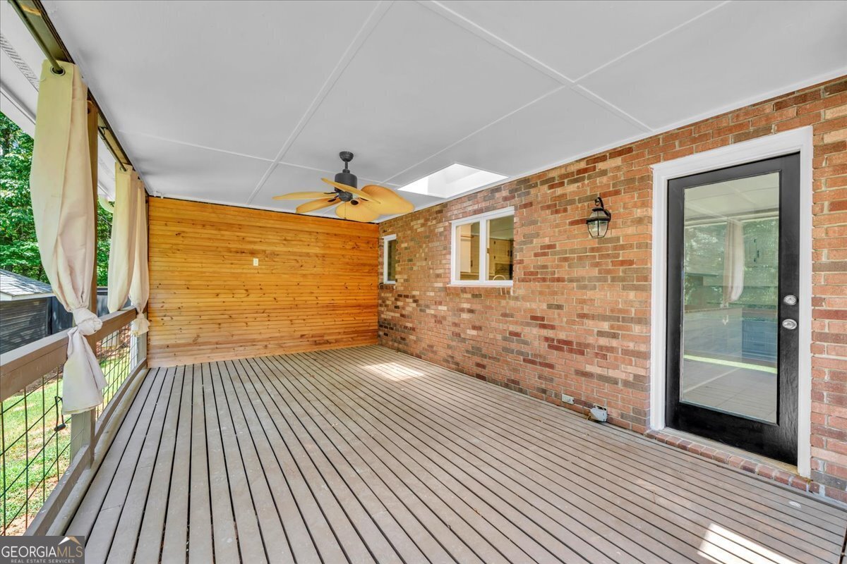 298 Lakeridge Court Macon - 8
