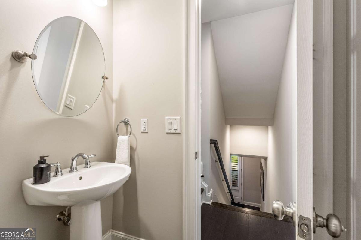 2022 Attell Way Decatur - 17