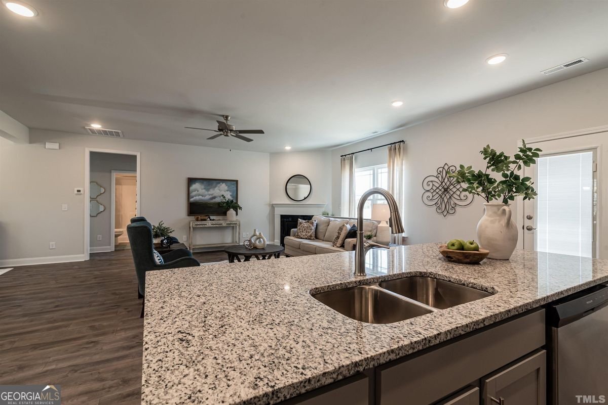 759 Eagle Heights Drive Maysville - 25