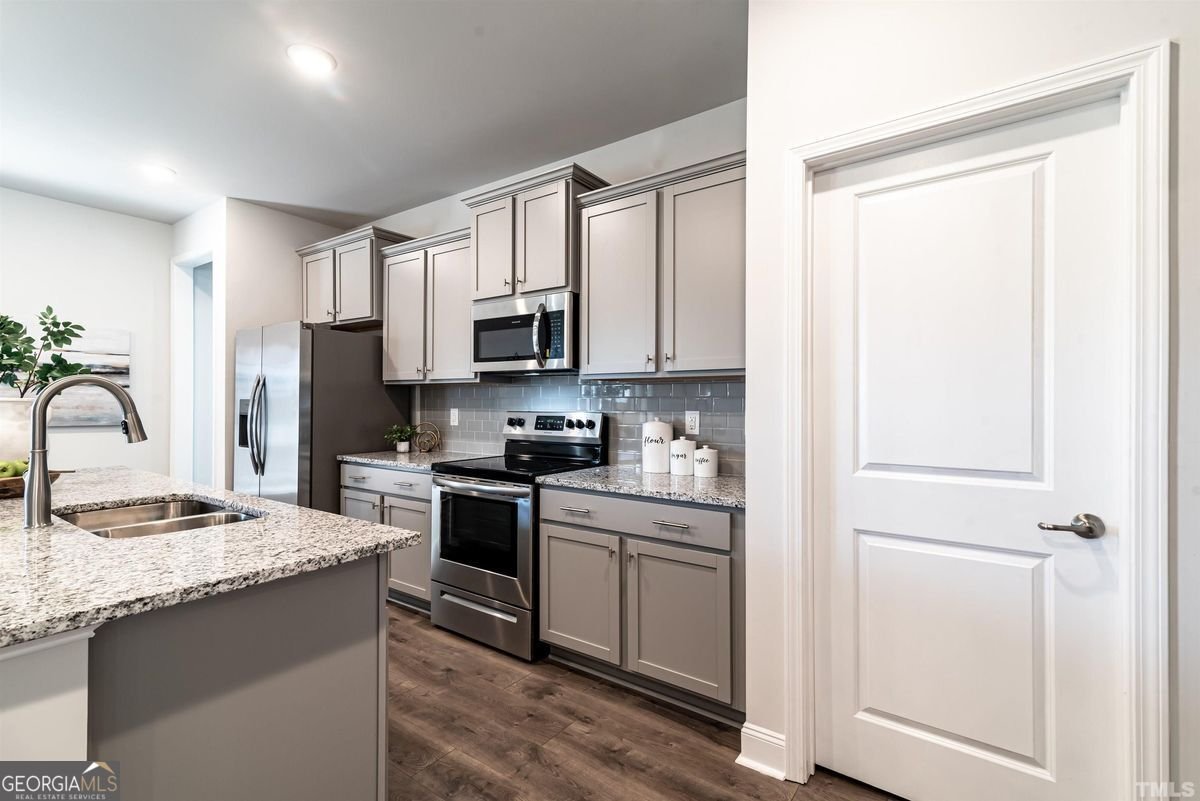 759 Eagle Heights Drive Maysville - 27