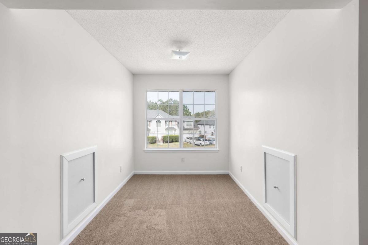 3448 Craggy Perch Douglasville - 3