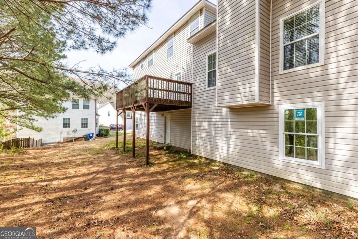 3448 Craggy Perch Douglasville - 33