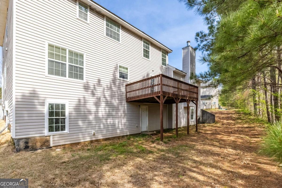 3448 Craggy Perch Douglasville - 34
