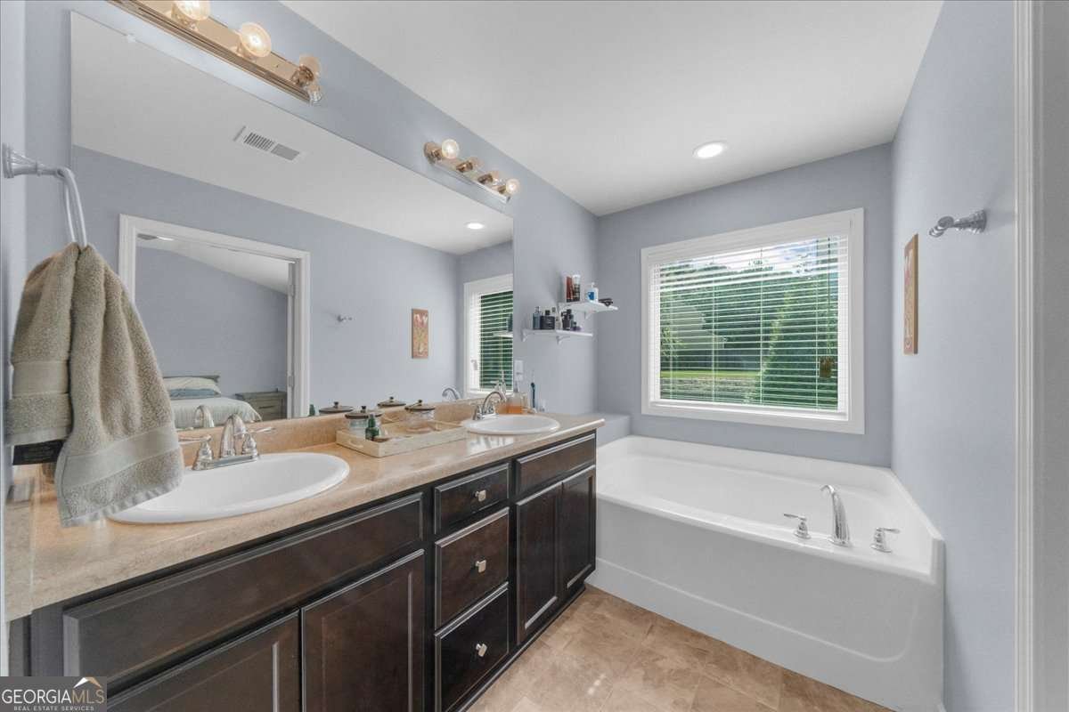 222 Bobbie Way Woodstock - 23