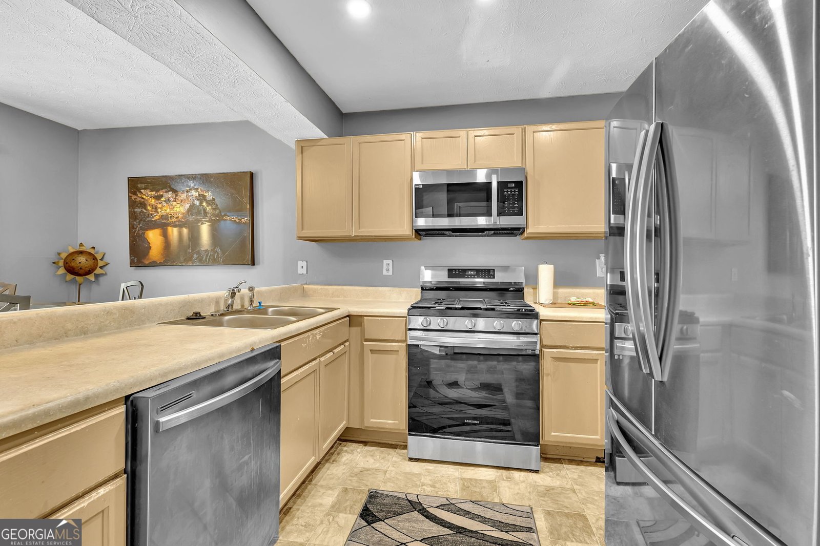 824 Brandy Oaks Lane Stone Mountain - 4