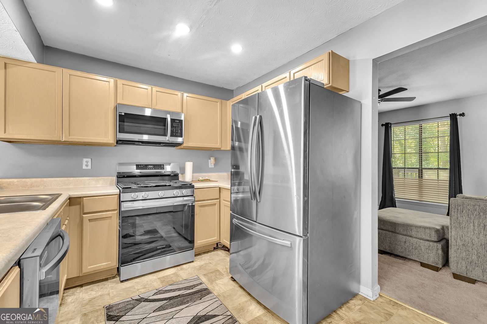 824 Brandy Oaks Lane Stone Mountain - 5