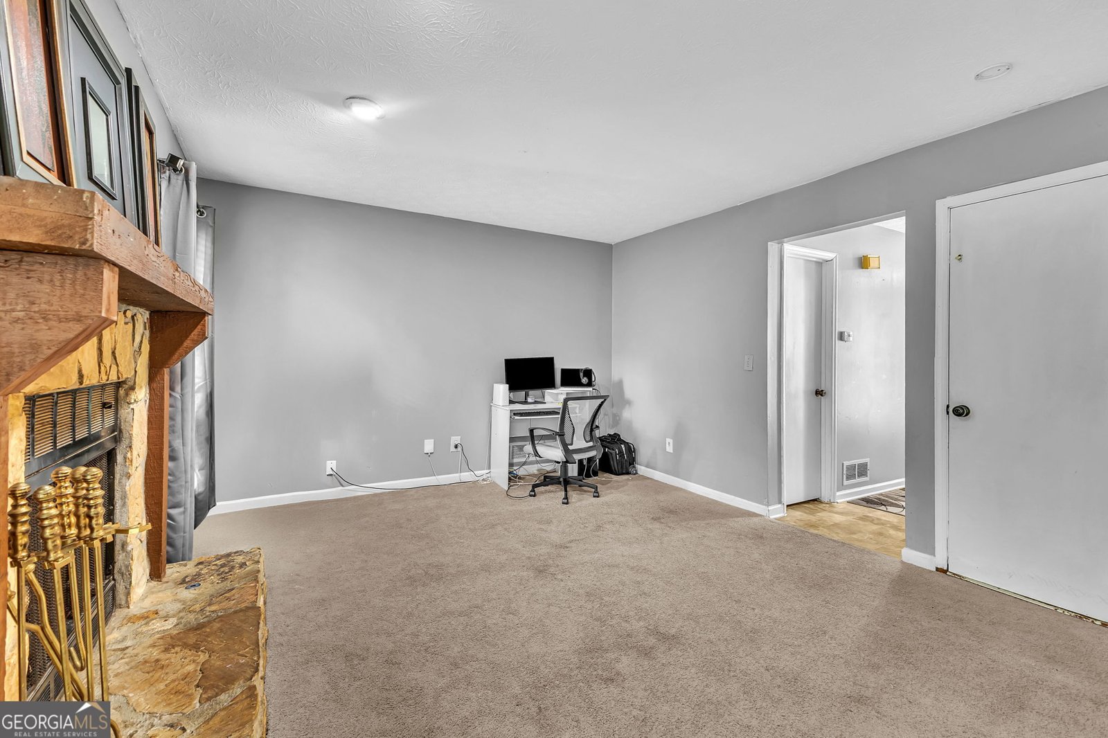 824 Brandy Oaks Lane Stone Mountain - 8