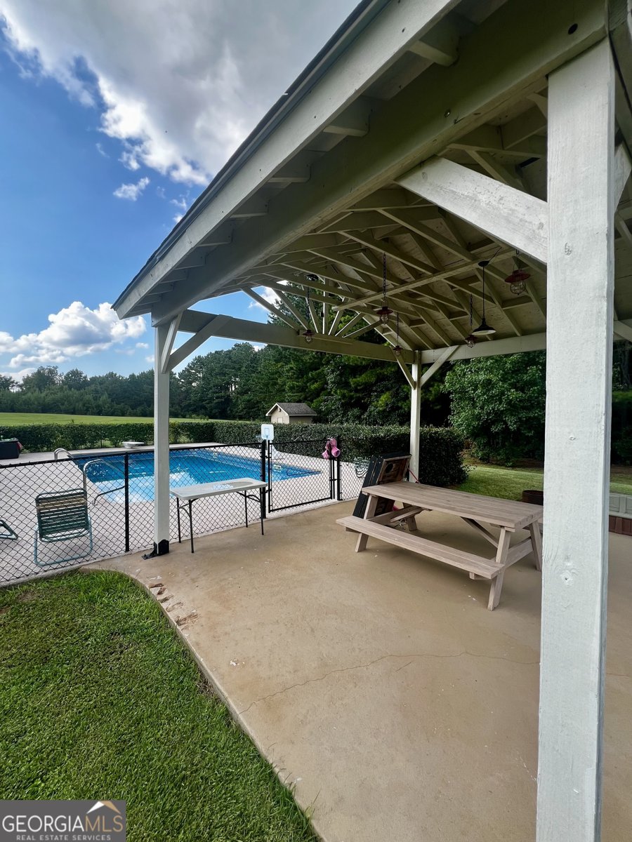 671 Highway 18 Gray - 73