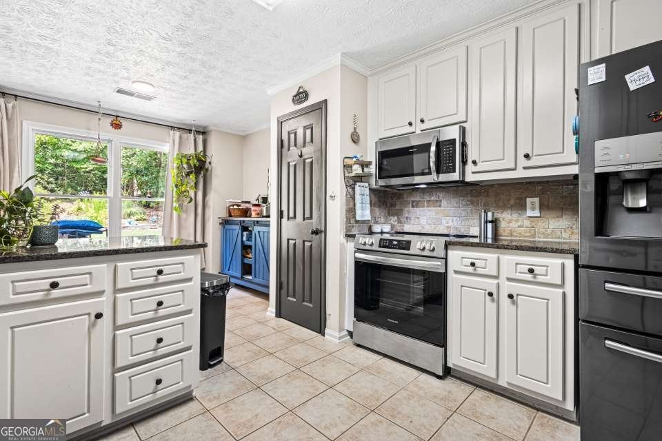 233 Ivy Creek Drive Loganville - 14