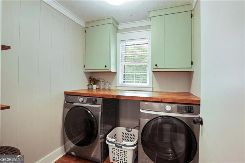90 HOLLY SPRINGS White - 23