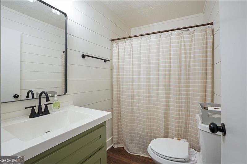 90 HOLLY SPRINGS White - 24
