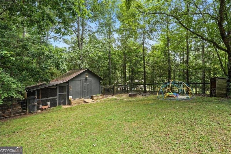 90 HOLLY SPRINGS White - 34
