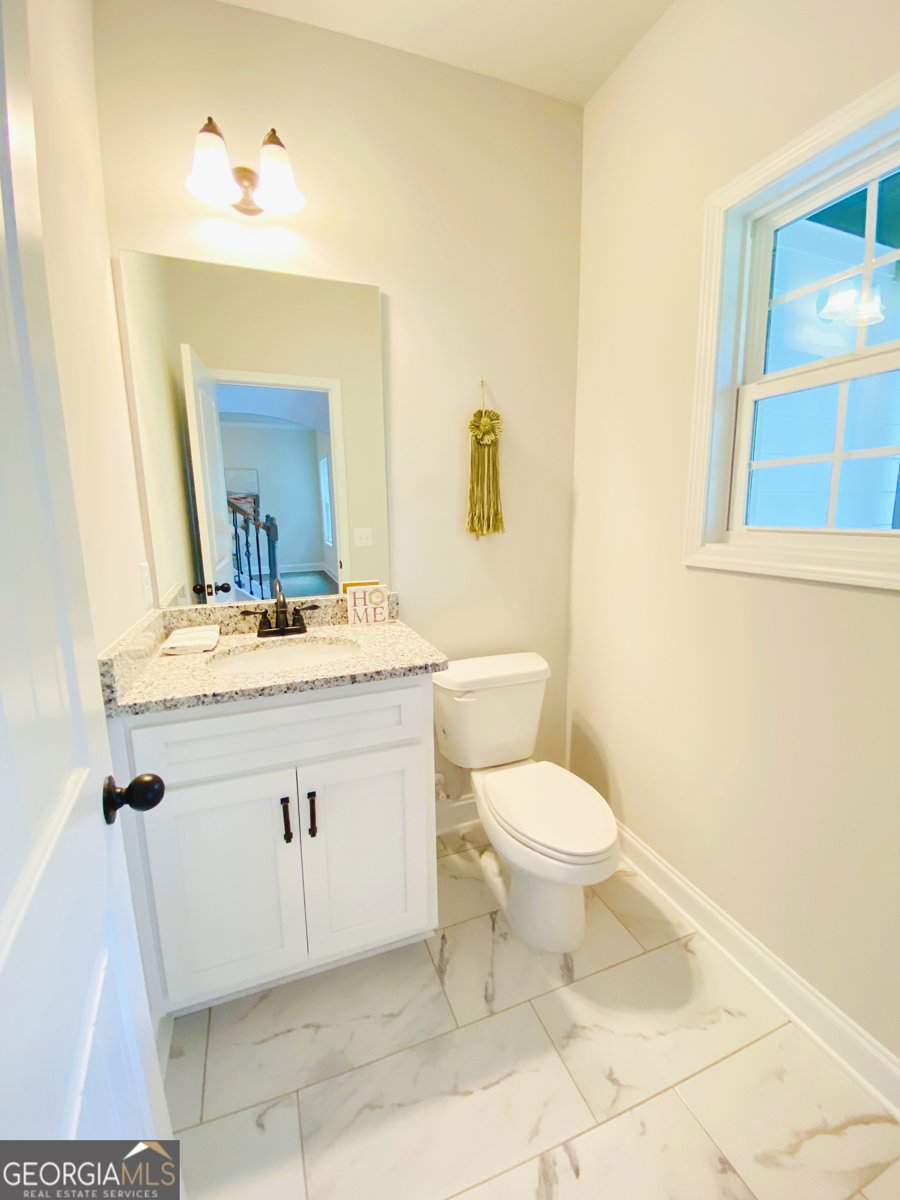 276 Grove Street Winder - 30