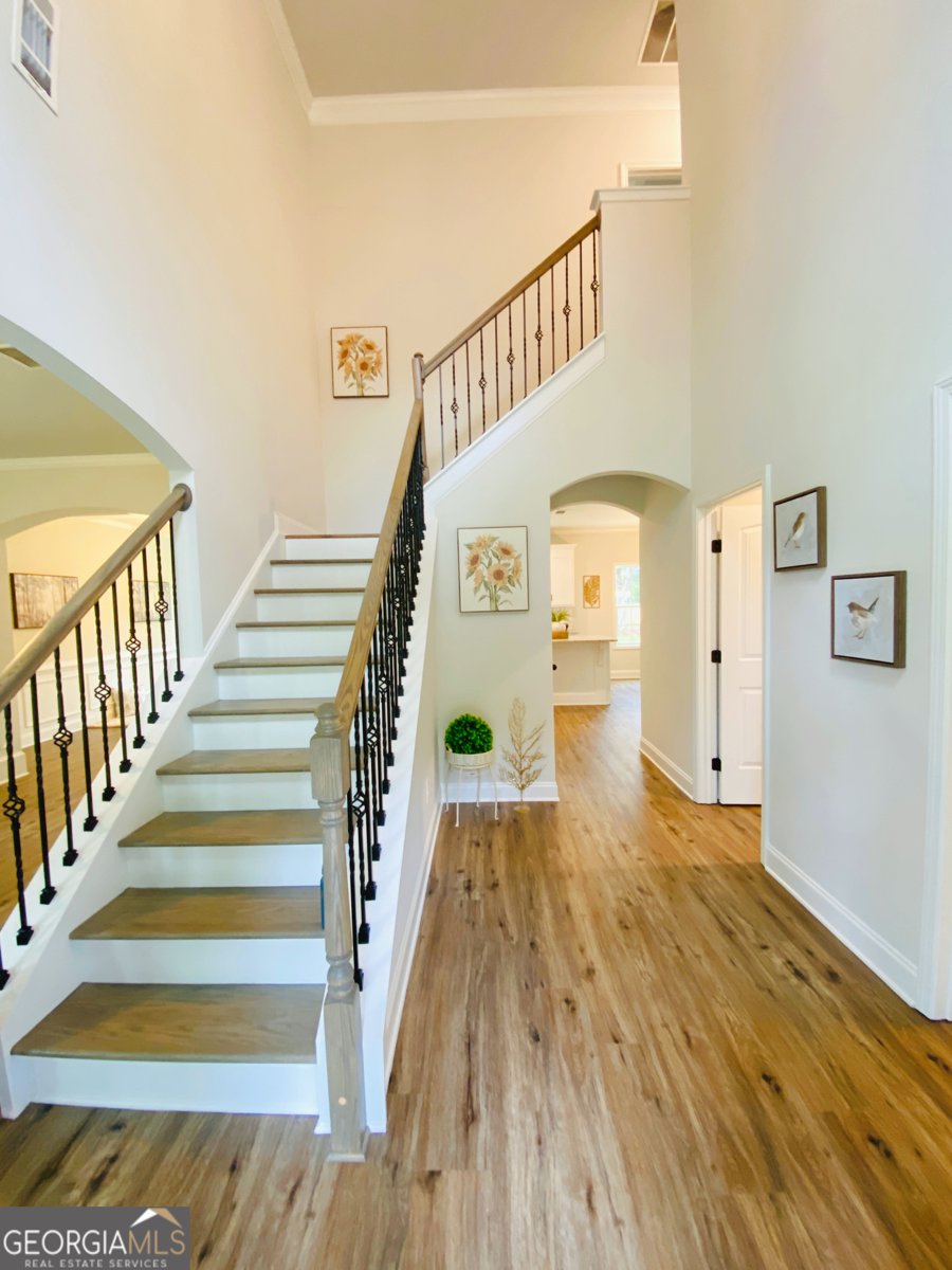 276 Grove Street Winder - 8