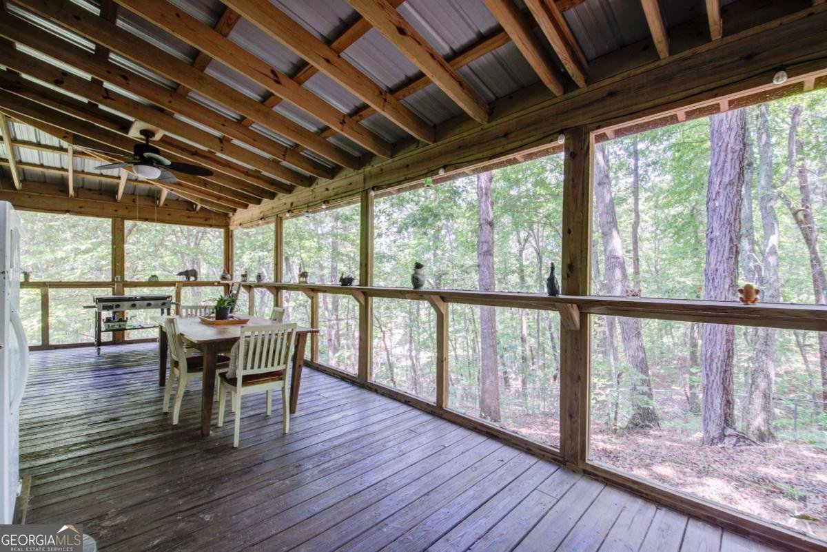 230 Skyview Drive Clarkesville - 18