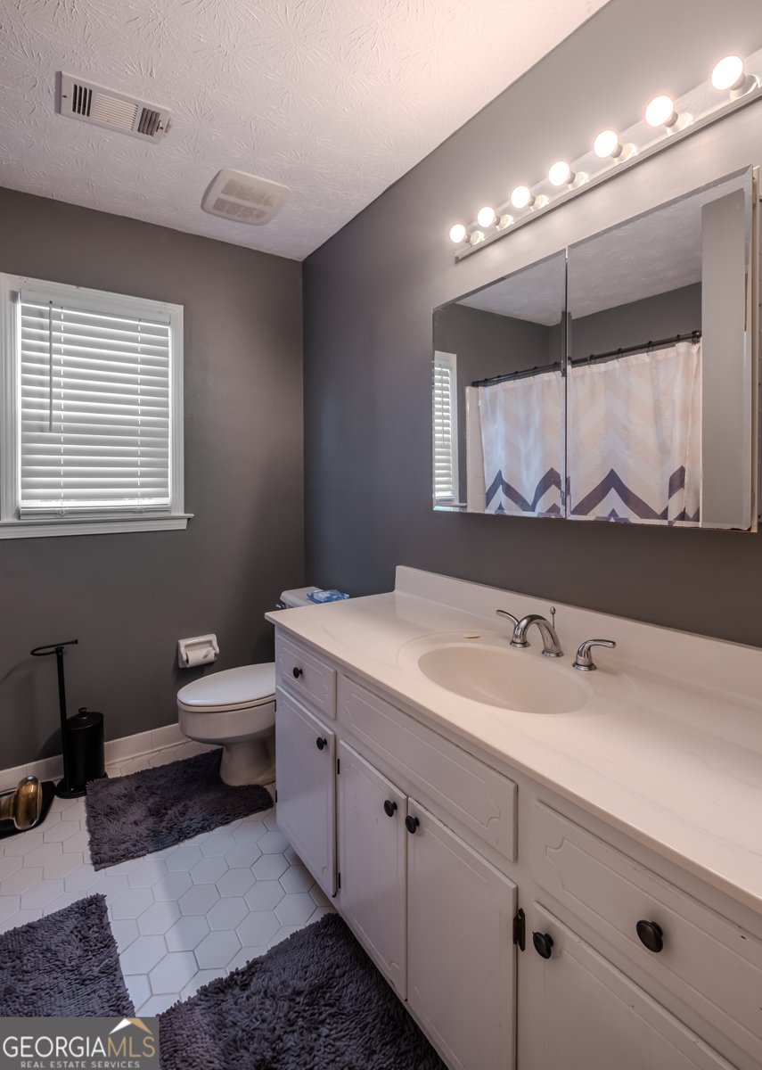 4922 Signal Court Lilburn - 12