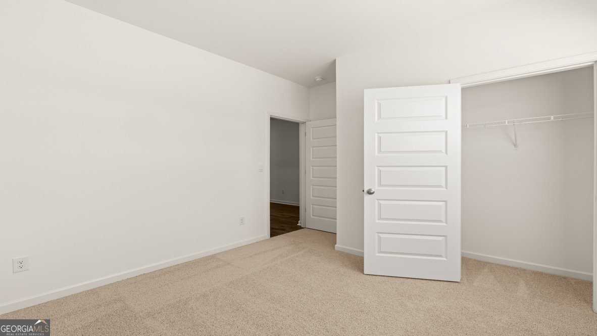 8585 SECRETARIAT Drive Lithonia - 28