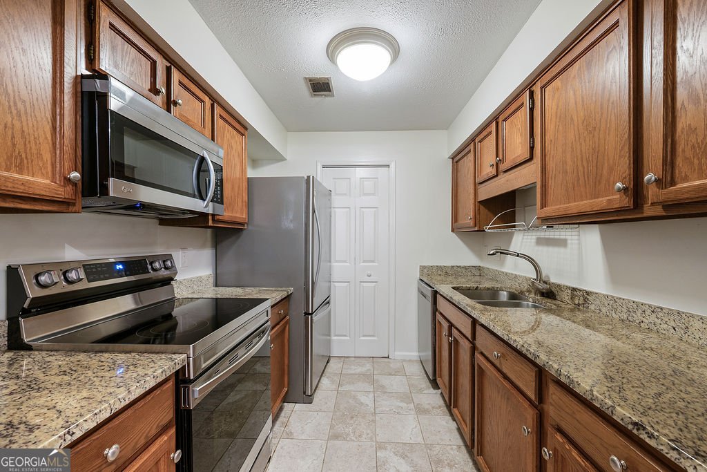 25206 Plantation Drive Atlanta - 14