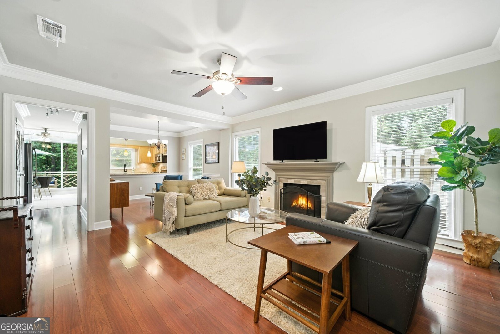 44 Mount Vernon Circle Sandy Springs - 4