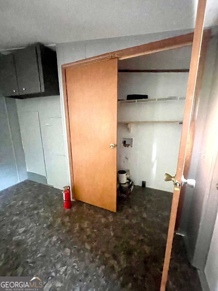 18 Coleman Drive Cleveland - 22